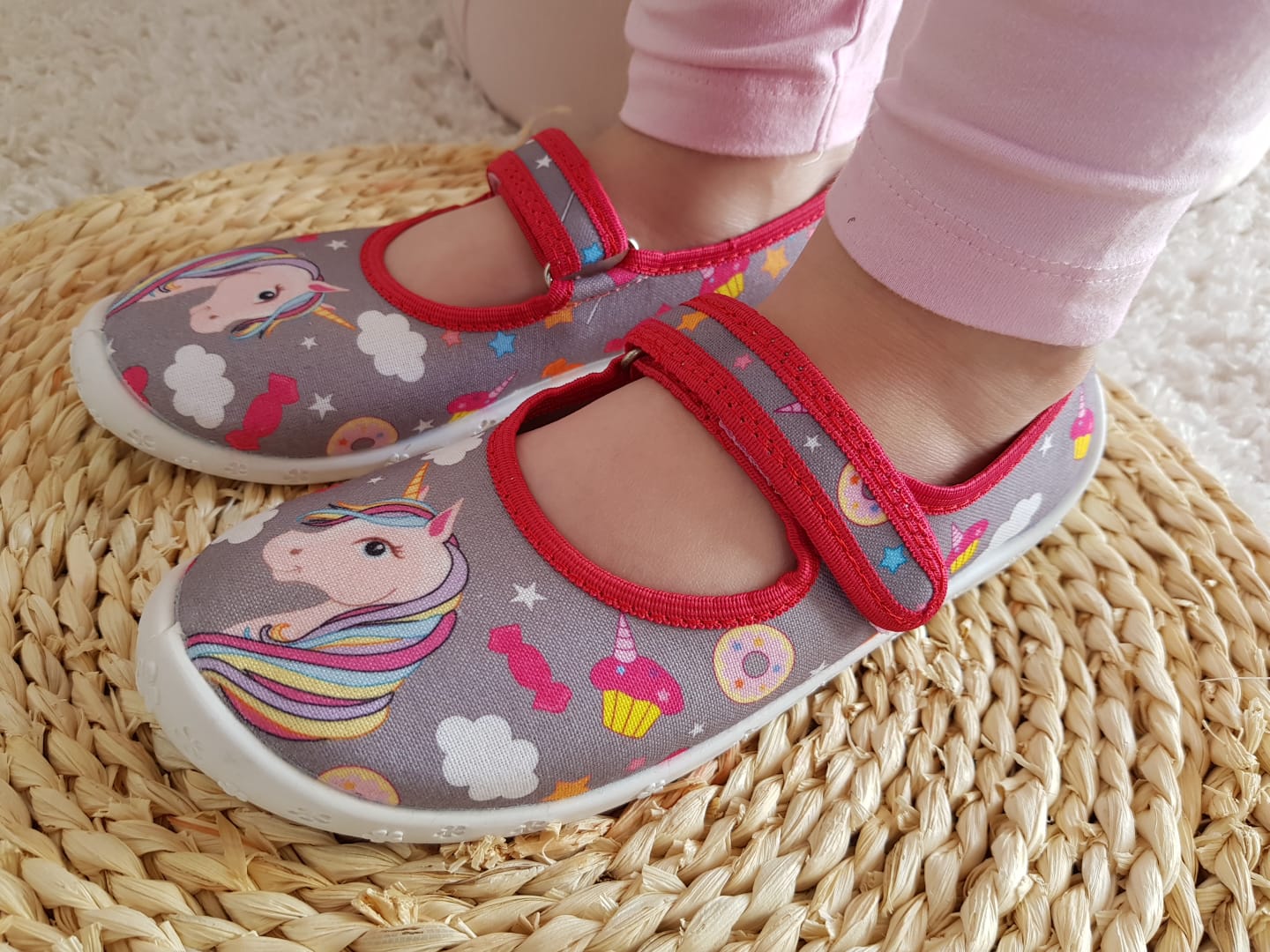 kapcie-dla-dziewczynki-do-przedszkola-569ehv-1.jpg